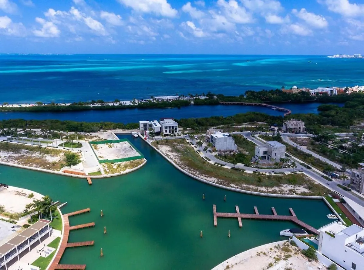 Apartment Rooftop Pool- Family Apartment- Ocean View -Close Cancun