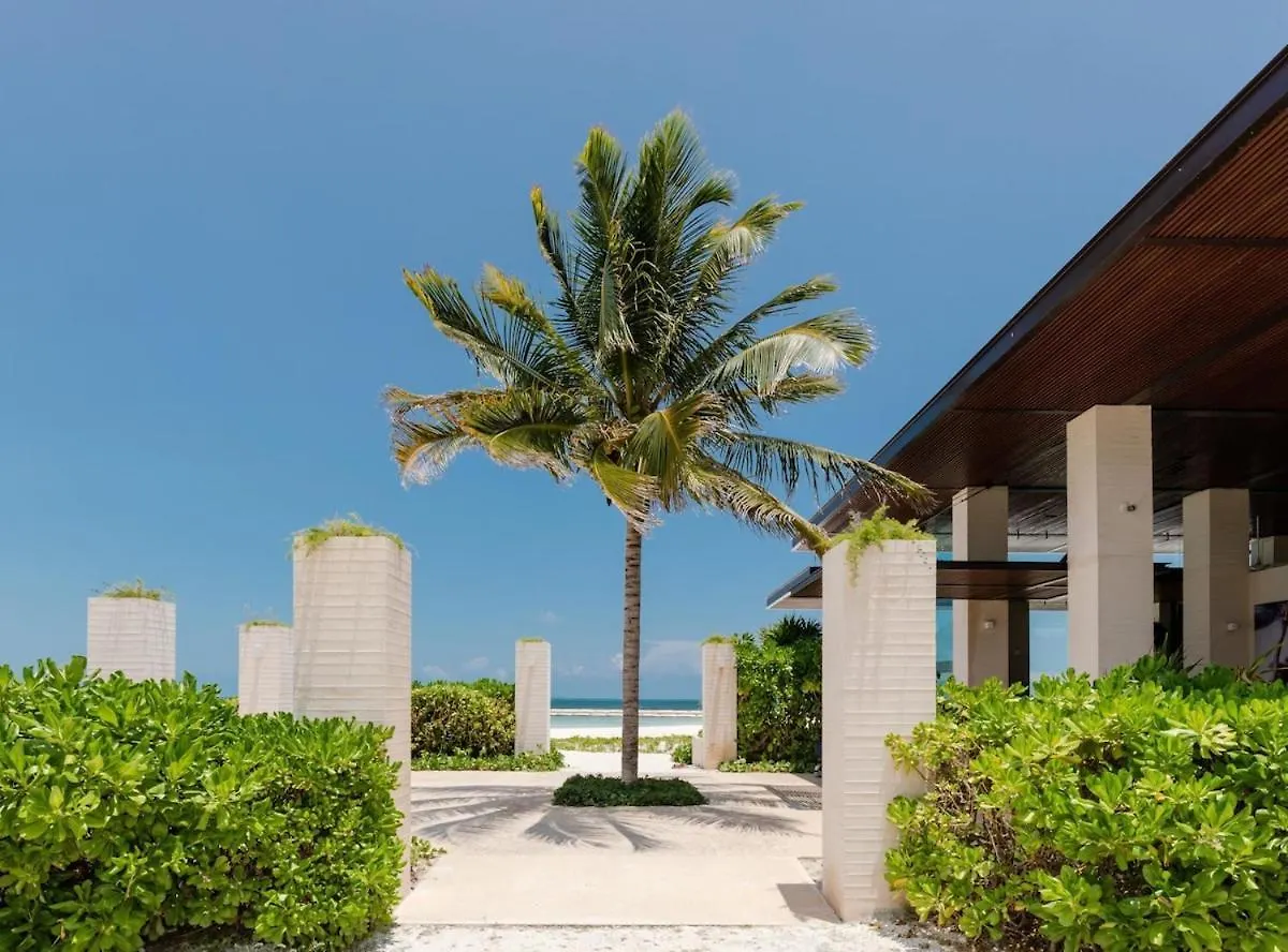 Rooftop Pool- Family Apartment- Ocean View -Close Cancun Apartment