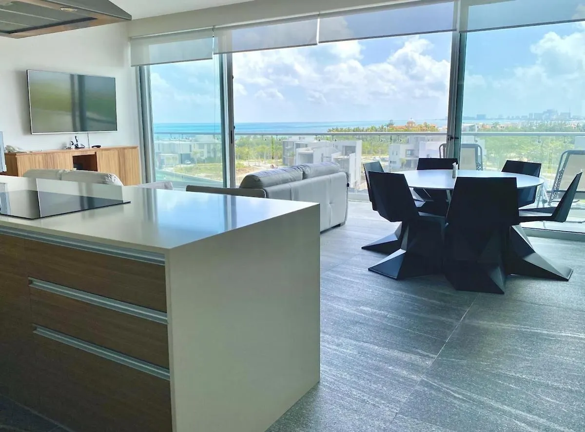 Rooftop Pool- Family Apartment- Ocean View -Close Cancún Meksyk